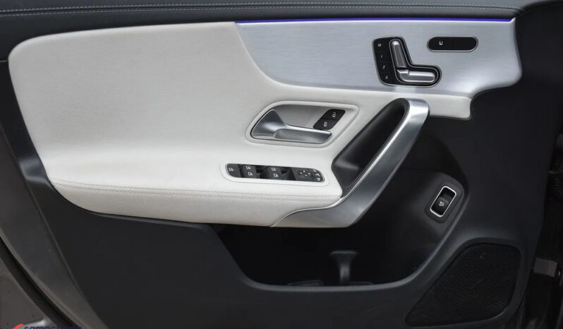 Mercedes-Benz CLA 200 d AMG Line 8G-DCT full