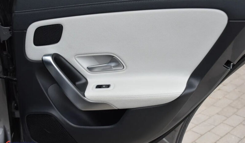 Mercedes-Benz CLA 200 d AMG Line 8G-DCT full