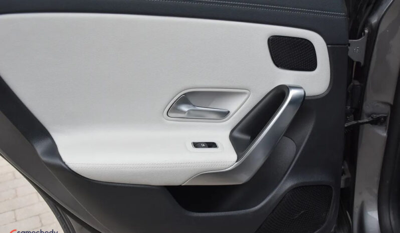 Mercedes-Benz CLA 200 d AMG Line 8G-DCT full