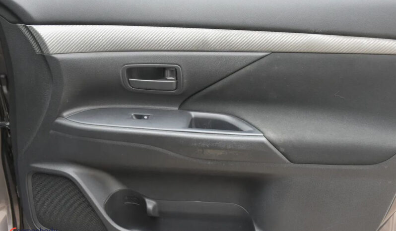 Mitsubishi Outlander 2.0 City Style 2WD full