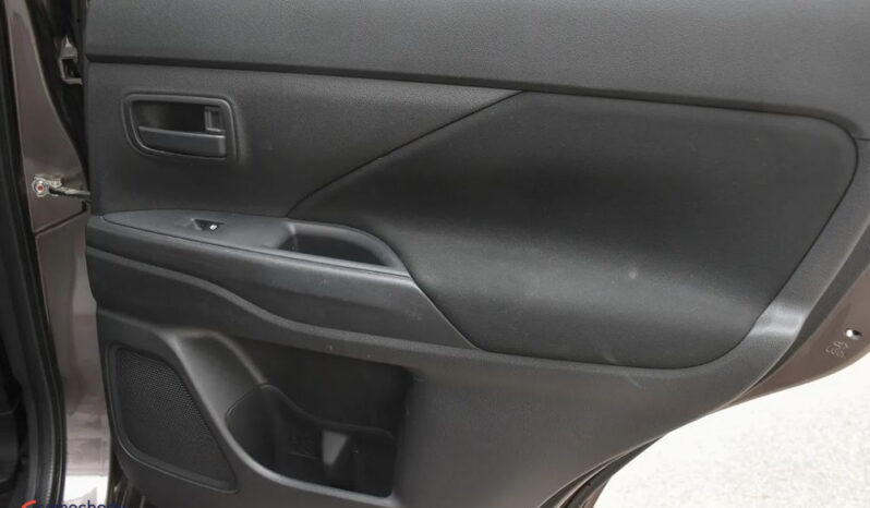 Mitsubishi Outlander 2.0 City Style 2WD full