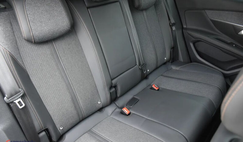 Peugeot 3008 BlueHDi 150 Stop & Start Allure full