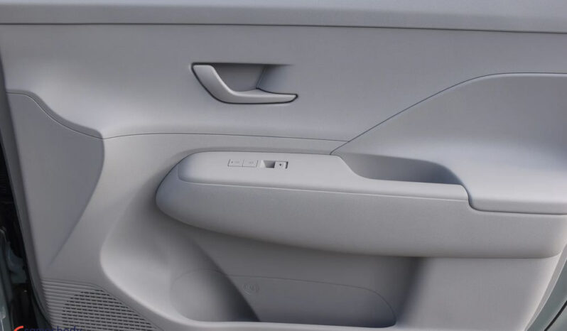Hyundai Kona full