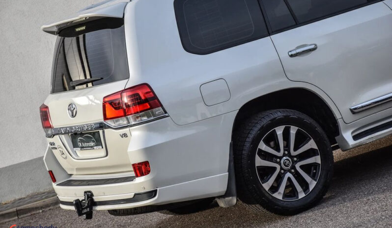 Toyota Land Cruiser full
