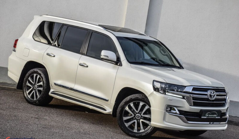 Toyota Land Cruiser full