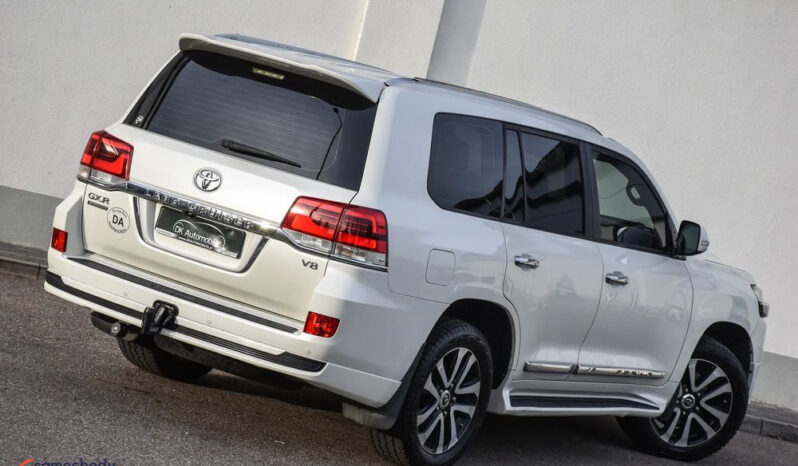 Toyota Land Cruiser full