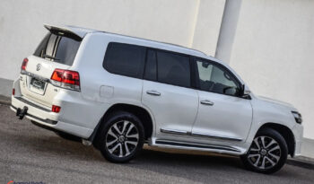 Toyota Land Cruiser full
