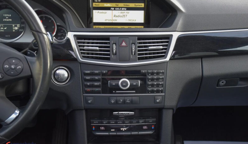 Mercedes-Benz Klasa E 350 CDI DPF 4Matic BlueEFFICIENCY 7G-TRONIC Avantgarde full