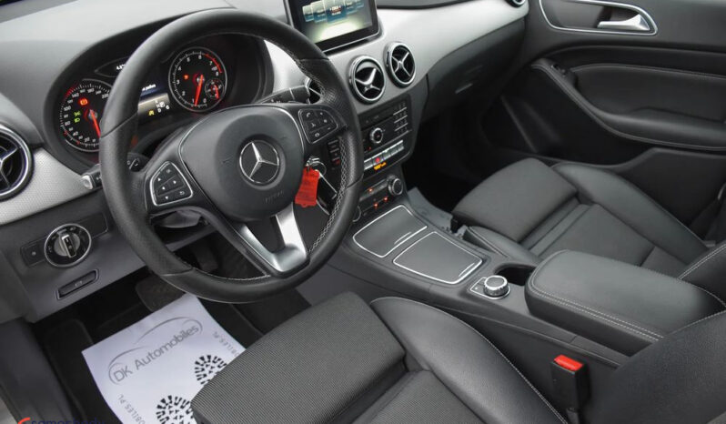 Mercedes-Benz Klasa B 180 7G-DCT UrbanStyle Edition full