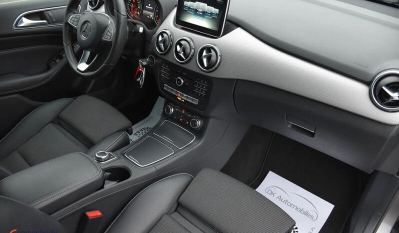 Mercedes-Benz Klasa B 180 7G-DCT UrbanStyle Edition full