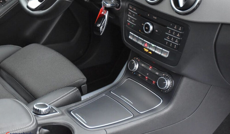 Mercedes-Benz Klasa B 180 7G-DCT UrbanStyle Edition full