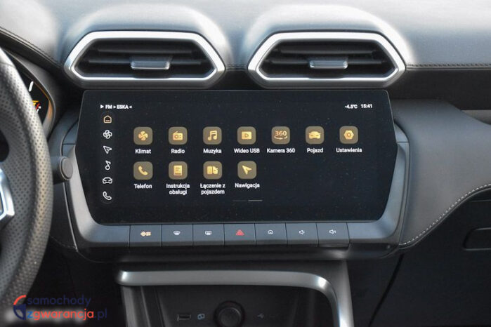 MG ZS Hybrid+ full