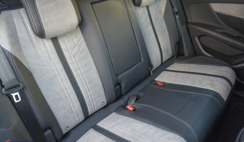 Peugeot 3008 1.6 PureTech HYbrid4 GT Line S&S EAT8 full