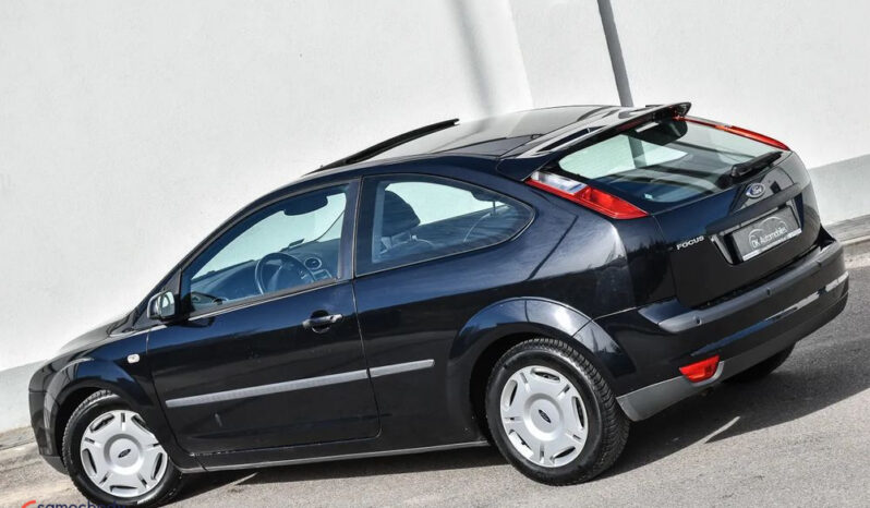 Ford Focus 1.6 16V Titanium full