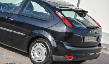 Ford Focus 1.6 16V Titanium full