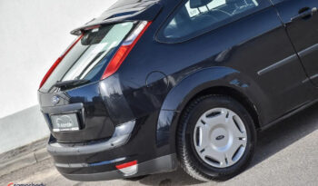 Ford Focus 1.6 16V Titanium full