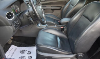 Ford Focus 1.6 16V Titanium full