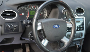 Ford Focus 1.6 16V Titanium full