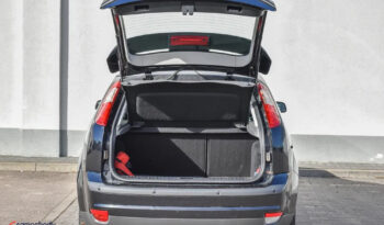 Ford Focus 1.6 16V Titanium full
