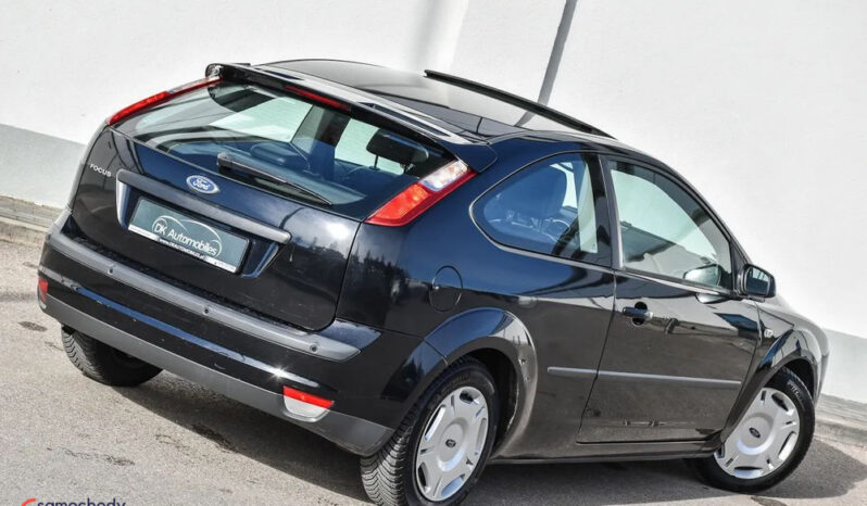 Ford Focus 1.6 16V Titanium full