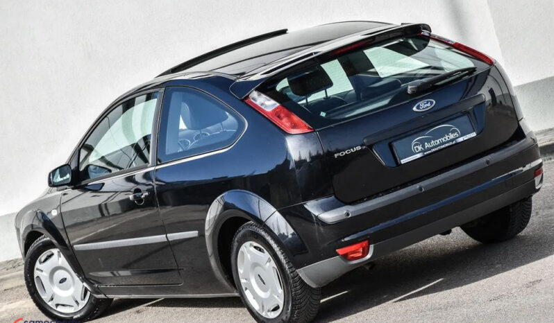 Ford Focus 1.6 16V Titanium full