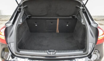 Mercedes-Benz GLA 200 7G-DCT UrbanStyle Edition full