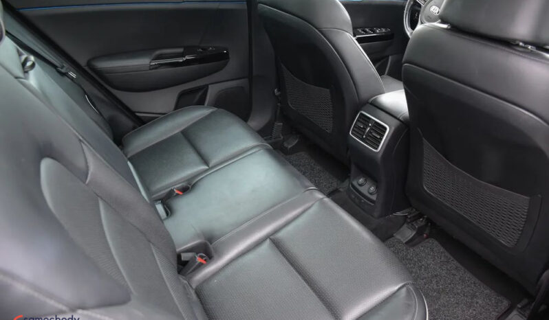 Kia Sportage 1.6 T-GDI AWD Platinum full