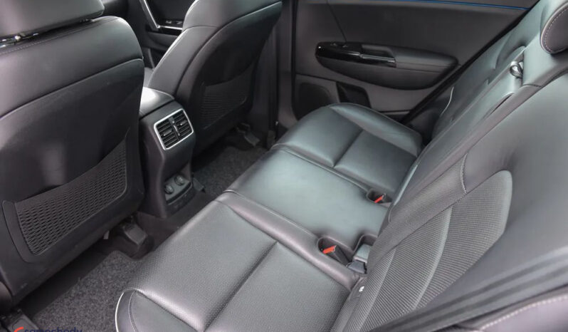 Kia Sportage 1.6 T-GDI AWD Platinum full