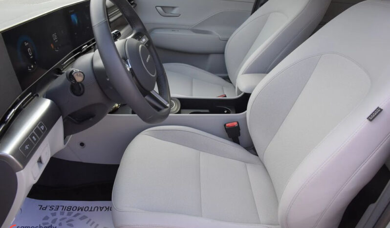 Hyundai Kona full