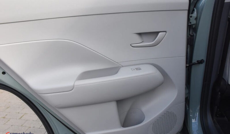 Hyundai Kona full