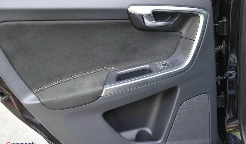 Volvo XC 60 D4 Geartronic RDesign full