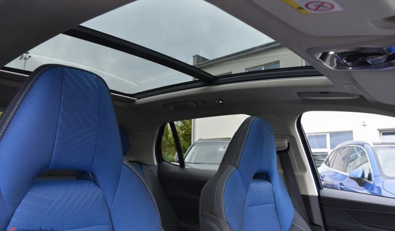 Lynk & Co 01 full