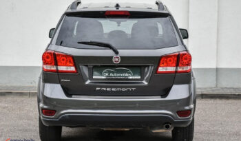 Fiat Freemont 2.0 Multijet 16V DPF Automatik Allrad Black Code full