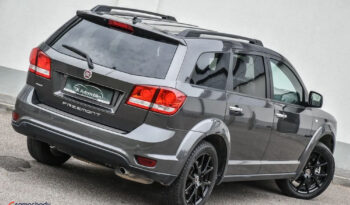 Fiat Freemont 2.0 Multijet 16V DPF Automatik Allrad Black Code full