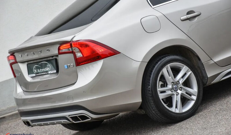 Volvo S60 2.5 T5 full