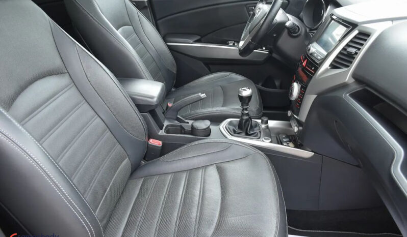 SsangYong/KGM Tivoli e-XGi 160 2WD Start/Stop Sapphire full