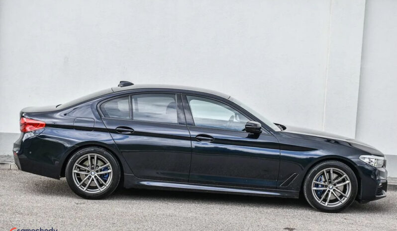 BMW Seria 5 530i xDrive M Sport Edition full