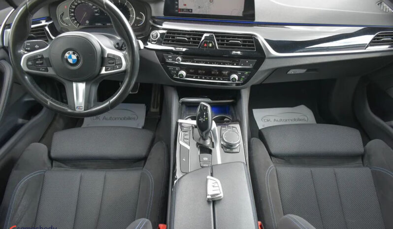 BMW Seria 5 530i xDrive M Sport Edition full
