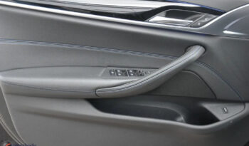 BMW Seria 5 530i xDrive M Sport Edition full