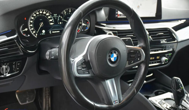 BMW Seria 5 530i xDrive M Sport Edition full
