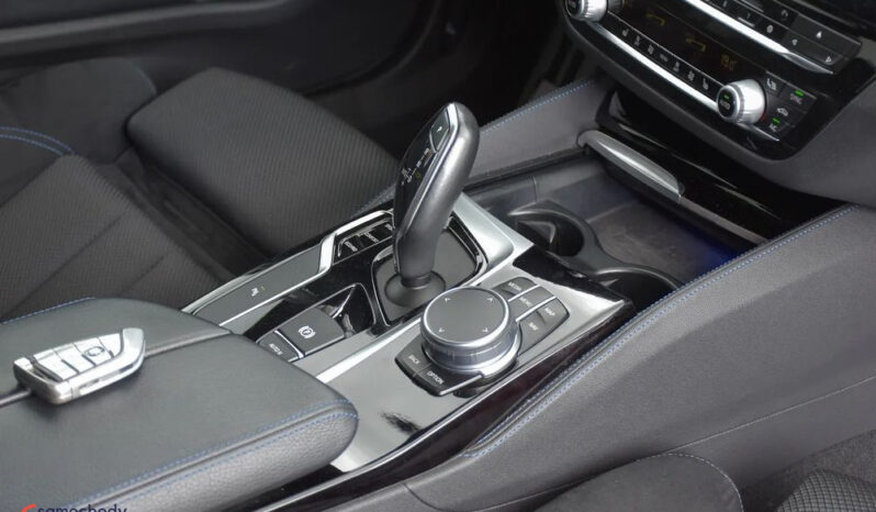 BMW Seria 5 530i xDrive M Sport Edition full