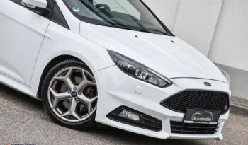 Ford Focus 2.0 EcoBoost ST mit Leder-Sport-Paket full