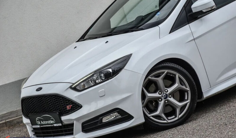 Ford Focus 2.0 EcoBoost ST mit Leder-Sport-Paket full