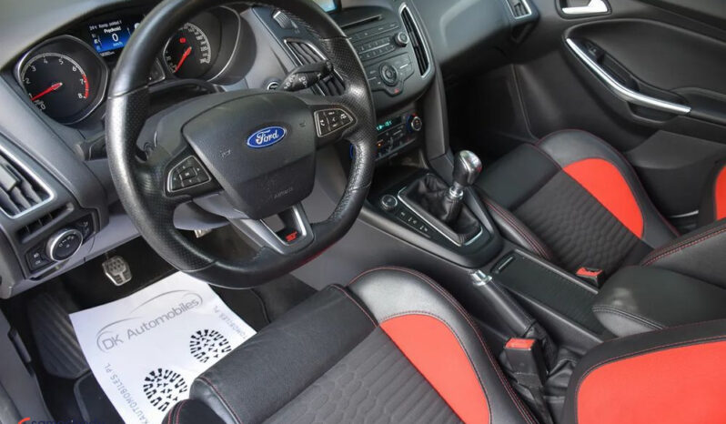 Ford Focus 2.0 EcoBoost ST mit Leder-Sport-Paket full