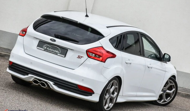 Ford Focus 2.0 EcoBoost ST mit Leder-Sport-Paket full