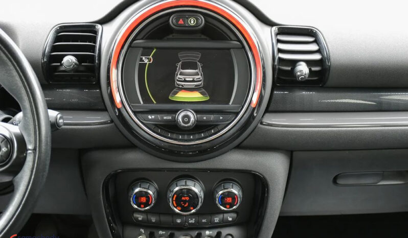 MINI Clubman Cooper D full