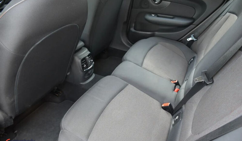 MINI Clubman Cooper D full