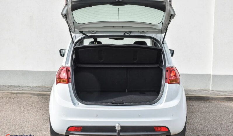 Kia Venga 1.6 XL full