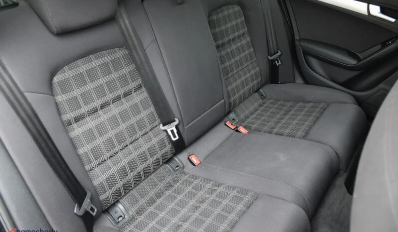 Audi A4 Avant 2.0 TDI DPF S line Sportpaket full