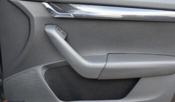 Skoda Octavia 2.0 TDI DSG RS full